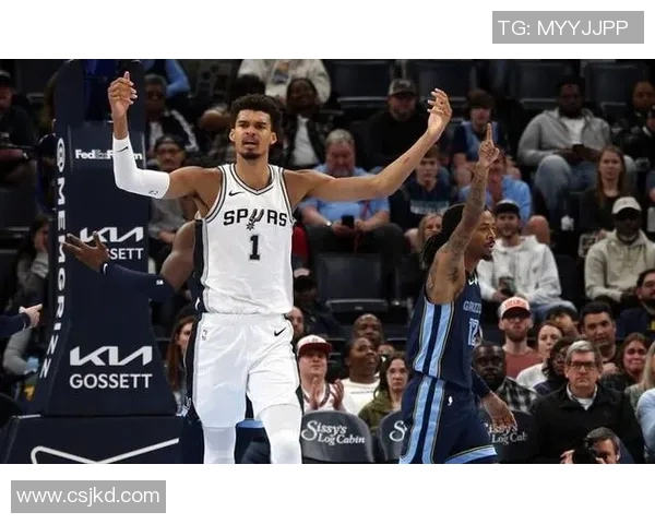 灰熊大胜马刺,豪取连胜:全新战力爆发,强势续写连胜传奇